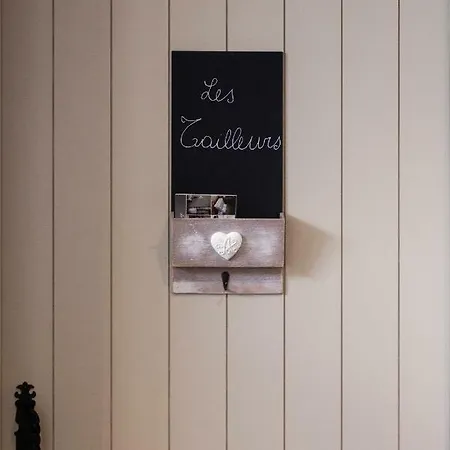 La Maison En Pierre