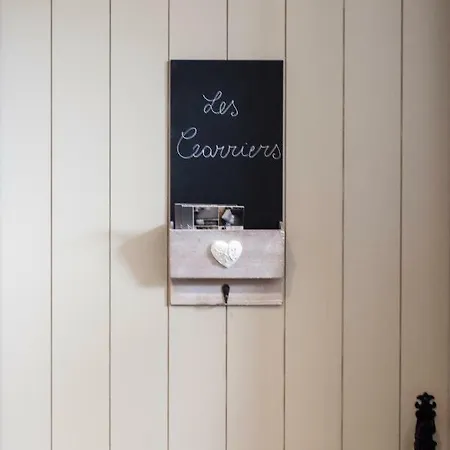 La Maison En Pierre 3*